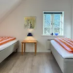 Lovely In With Wifi Holiday home